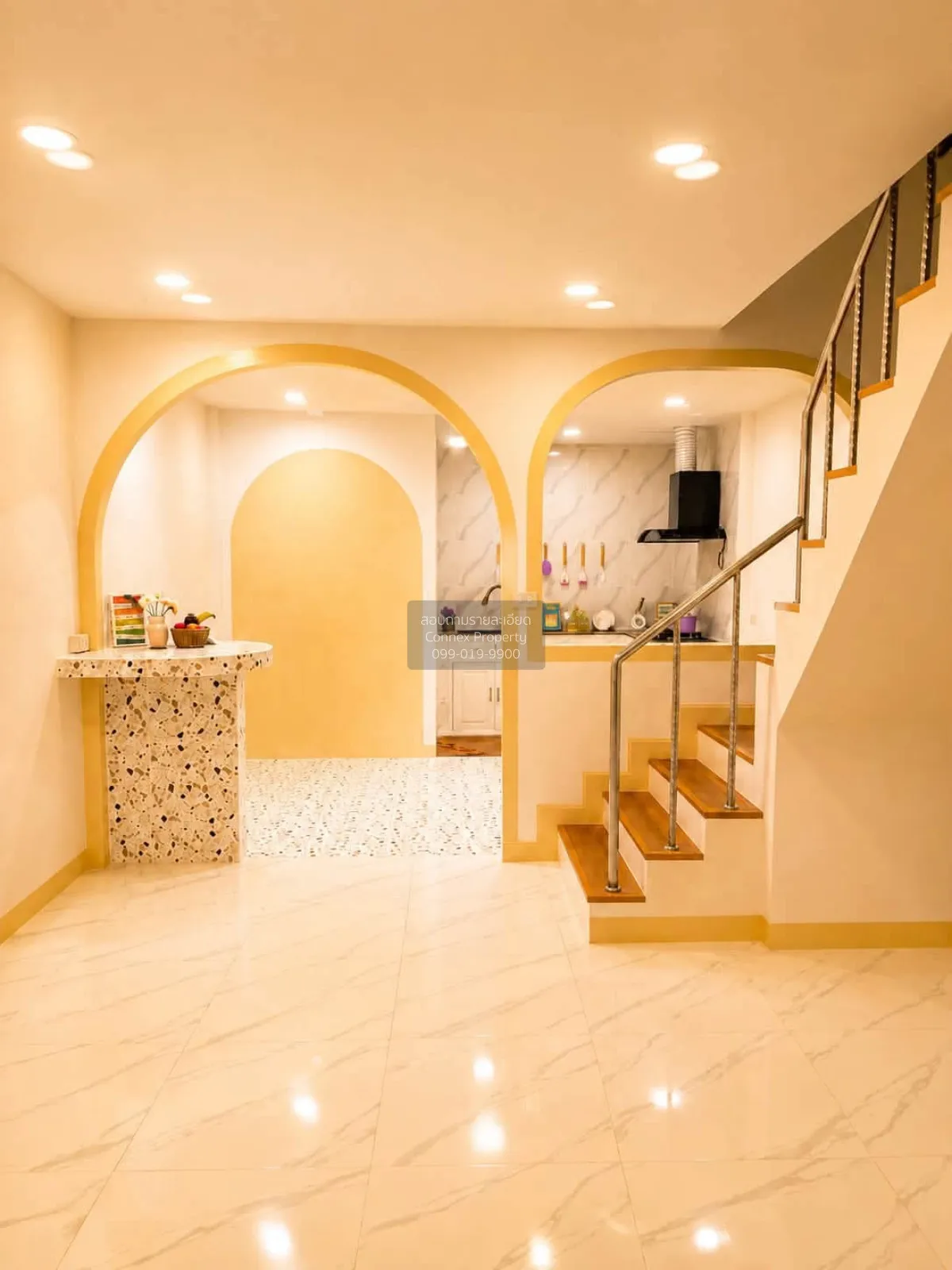 For Sale Townhouse/Townhome  , Pongsirichai 2 , newly renovated ,