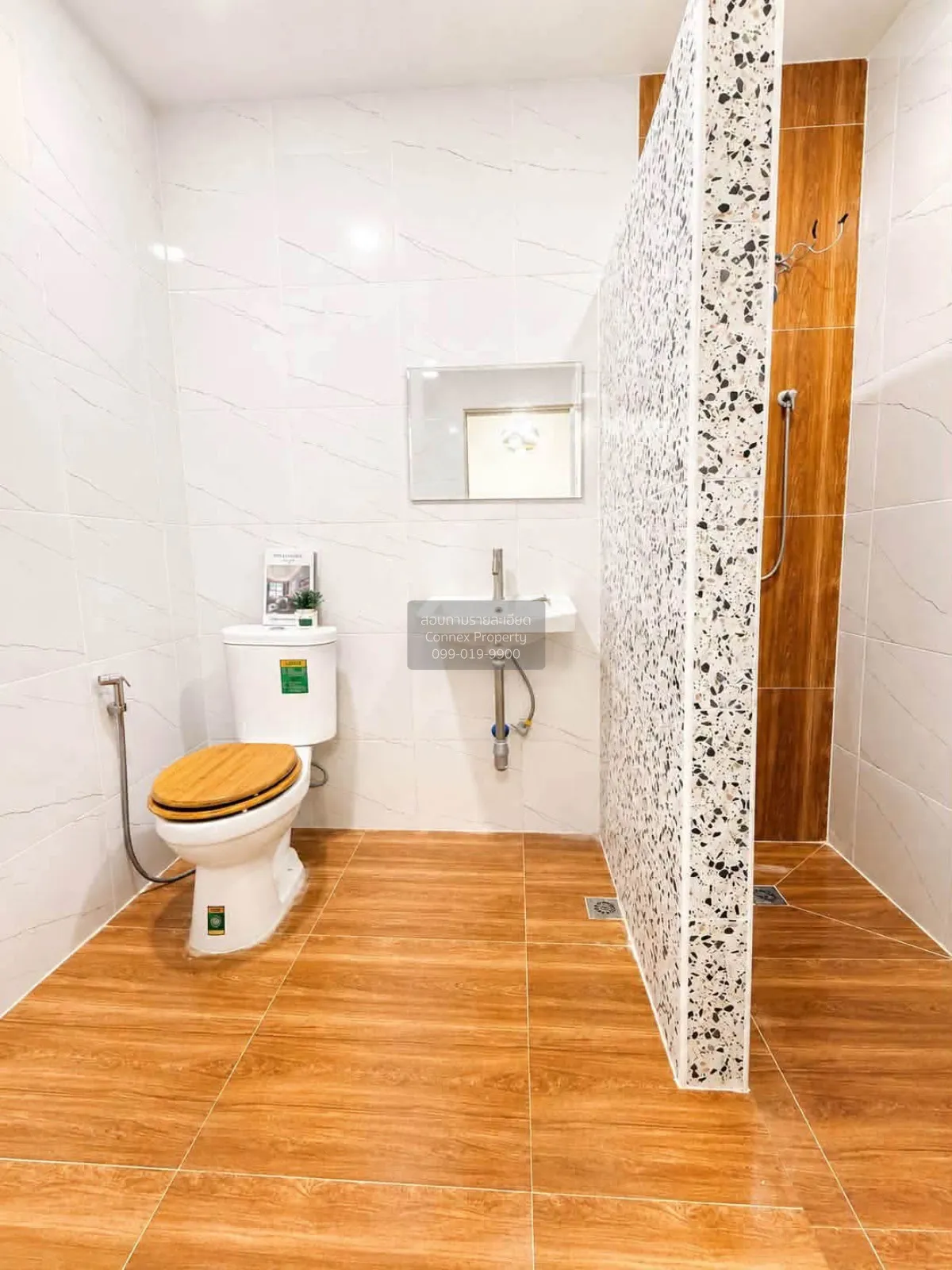 For Sale Townhouse/Townhome  , Pongsirichai 2 , newly renovated ,