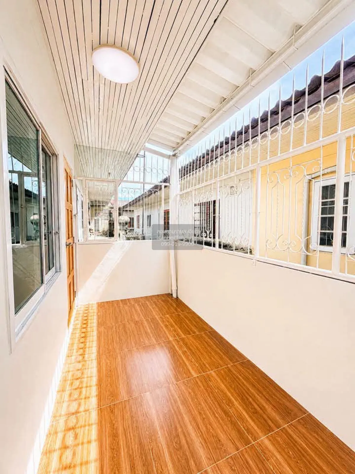 For Sale Townhouse/Townhome  , Pongsirichai 2 , newly renovated ,