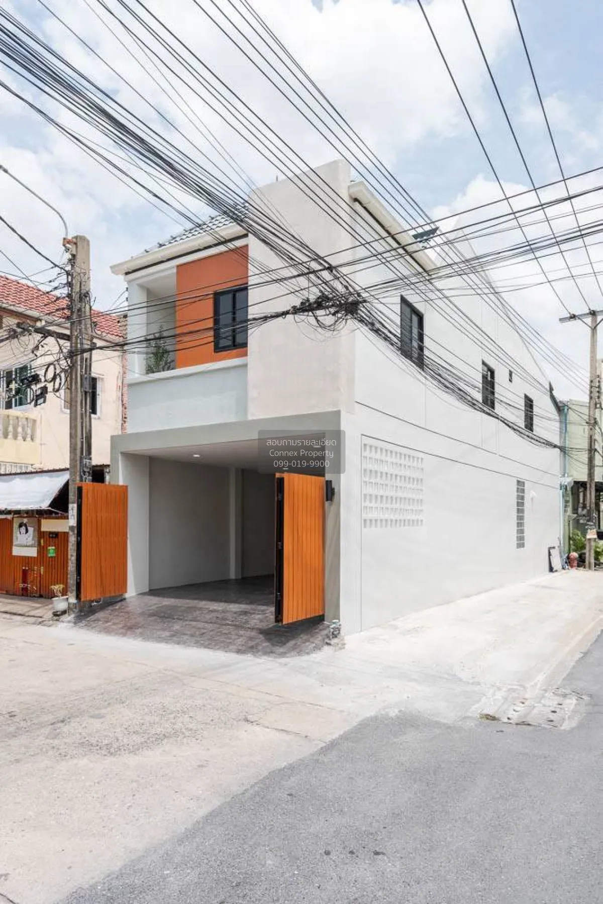 ขายทาวน์เฮ้าส์/ทาวน์โฮม  รุ่งเจริญ โชคชัย 4 รีโนเวทใหม่ สะพานสอง 