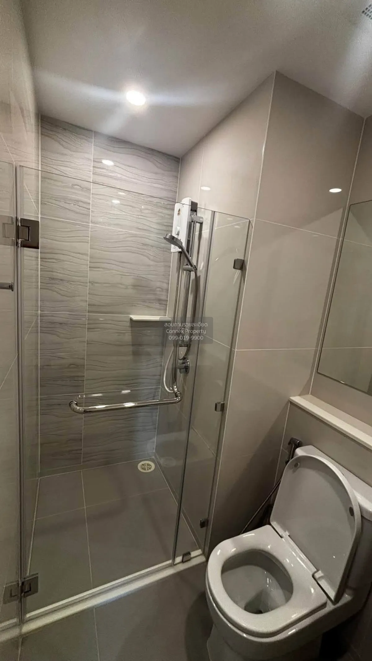 For Rent Condo , Life Rama 4 - Asoke , nice view , high floor , K