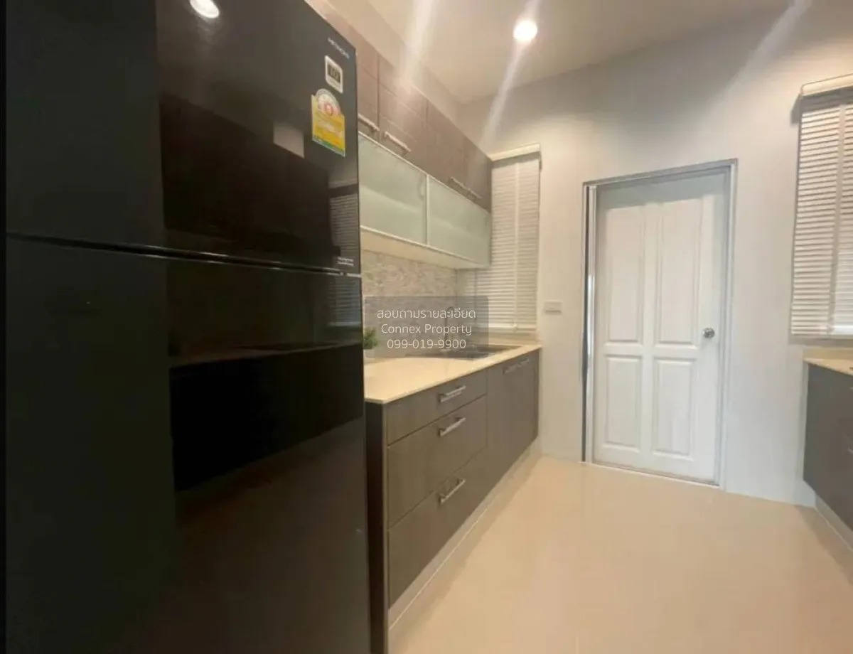 For Sale Townhouse/Townhome  , Vista 180 Ratchavipha , newly reno