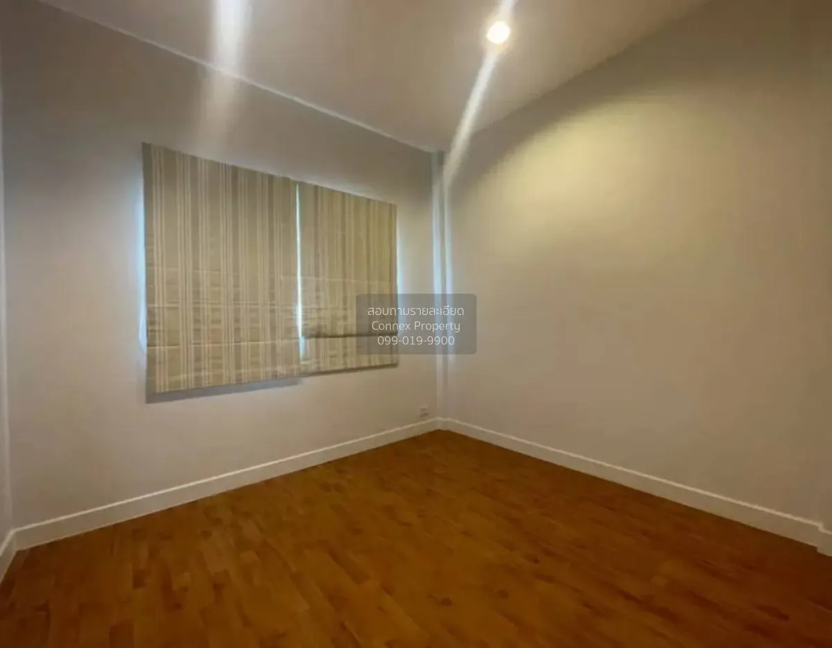 For Sale Townhouse/Townhome  , Vista 180 Ratchavipha , newly reno