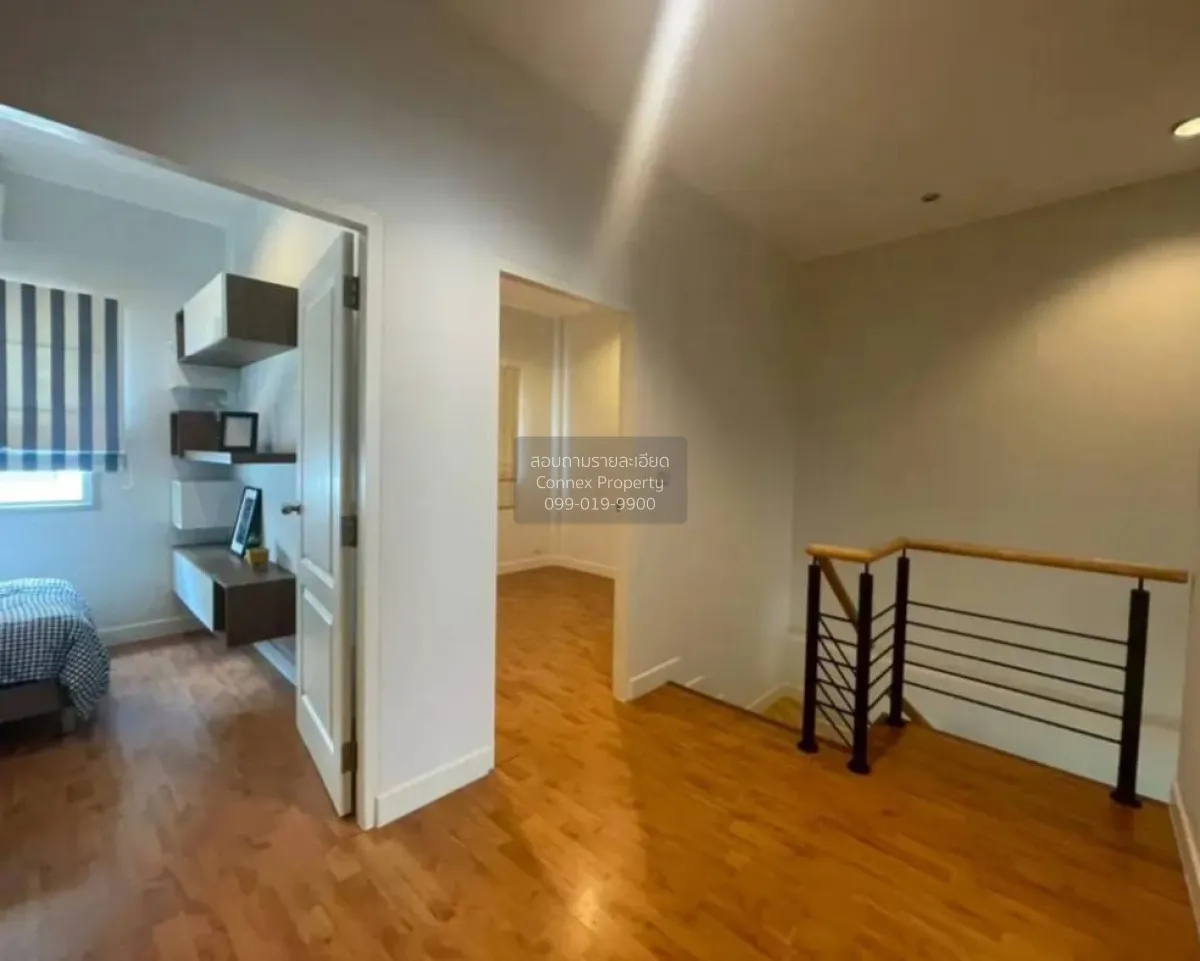 For Sale Townhouse/Townhome  , Vista 180 Ratchavipha , newly reno