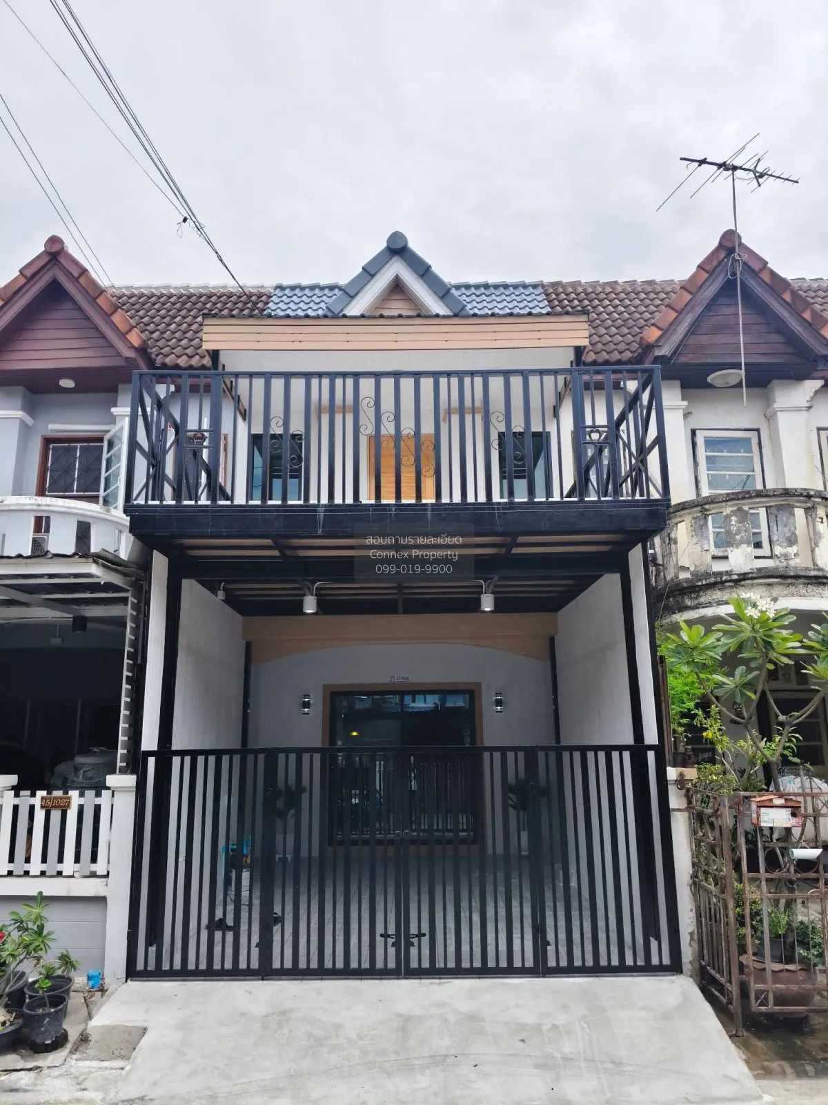 For Sale Townhouse/Townhome  , Baan Pongsirichai 4 Phetkasem 81 , 1