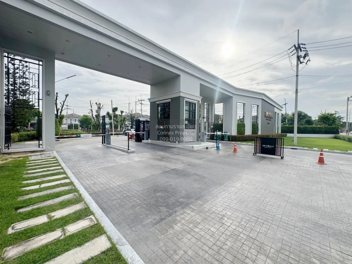 For Sale Townhouse/Townhome  , Britannia Wongwaen - Hathairat , B