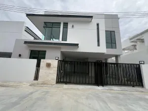 For Rent House , The Master Ekkamai - Ramintra , Tha Raeng , Bang Khen , Bangkok , CX-171657