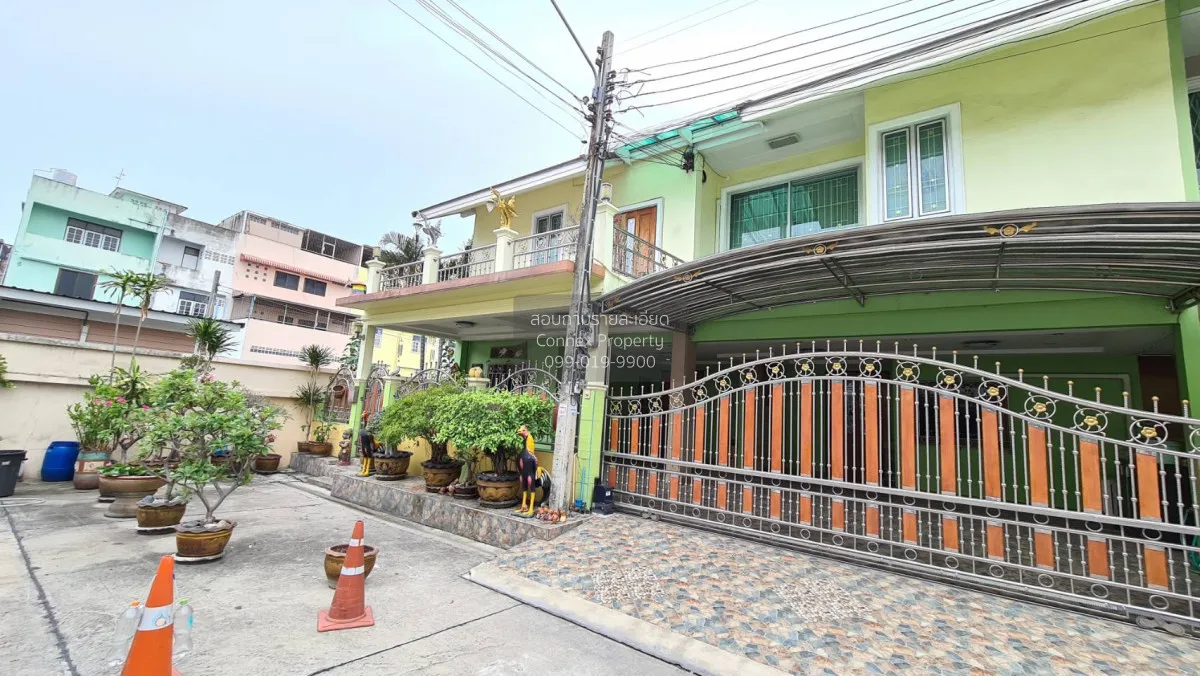 For Sale Townhouse/Townhome  , Baan Sasiwan Pinklao , corner unit 2