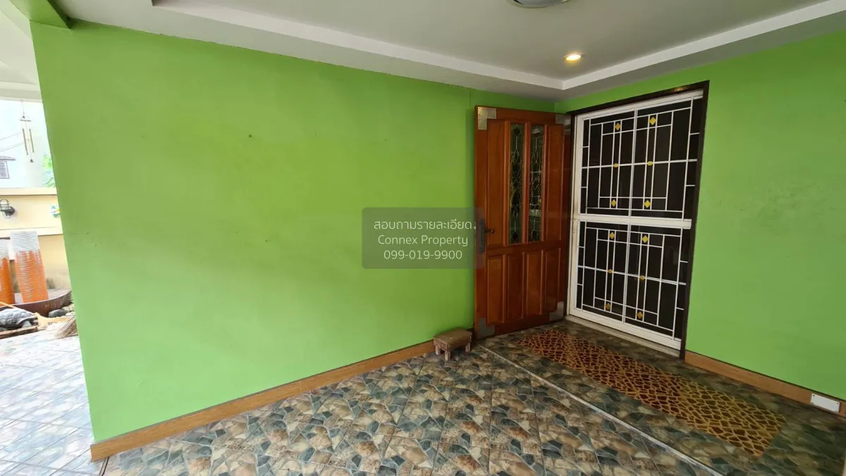 For Sale Townhouse/Townhome  , Baan Sasiwan Pinklao , corner unit