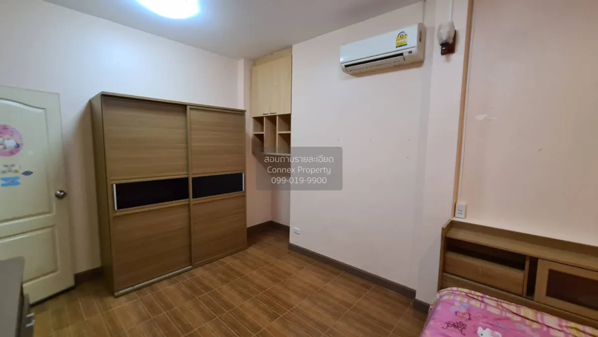 For Sale Townhouse/Townhome  , Baan Sasiwan Pinklao , corner unit