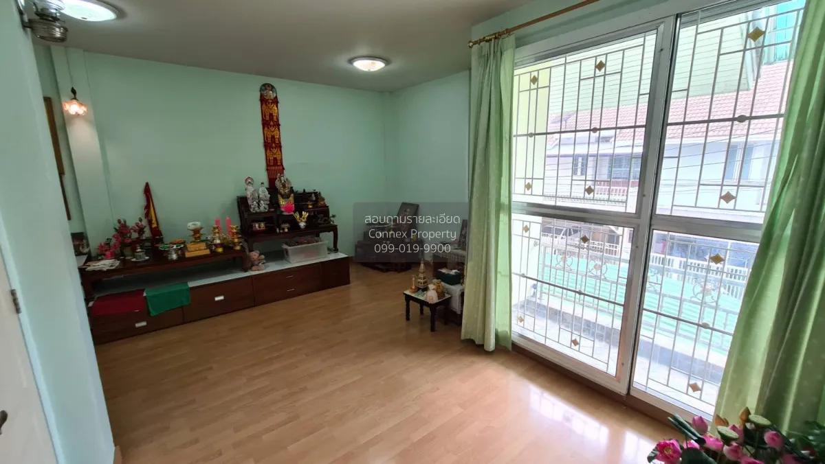 For Sale Townhouse/Townhome  , Baan Sasiwan Pinklao , corner unit