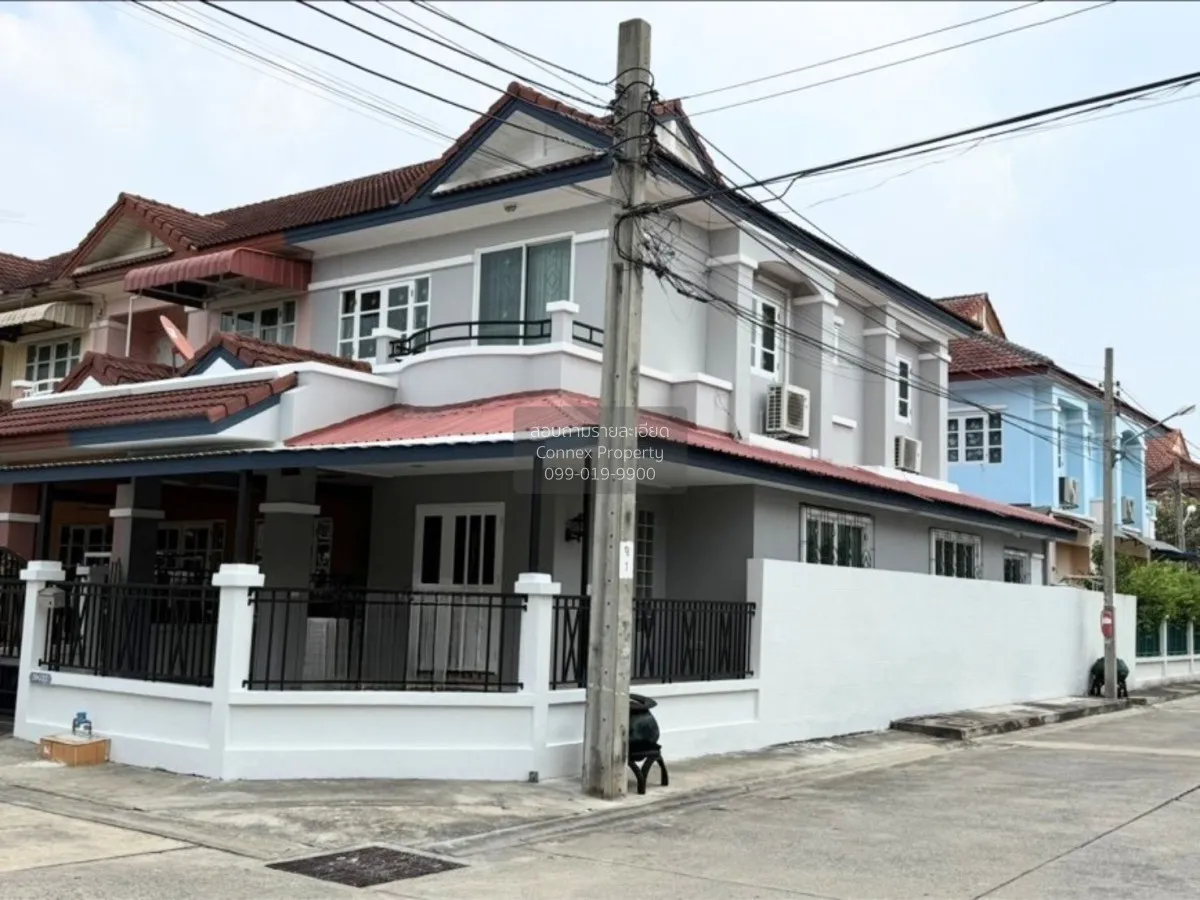 For Sale Townhouse/Townhome  , Ratirom Ville , corner unit , newl 2