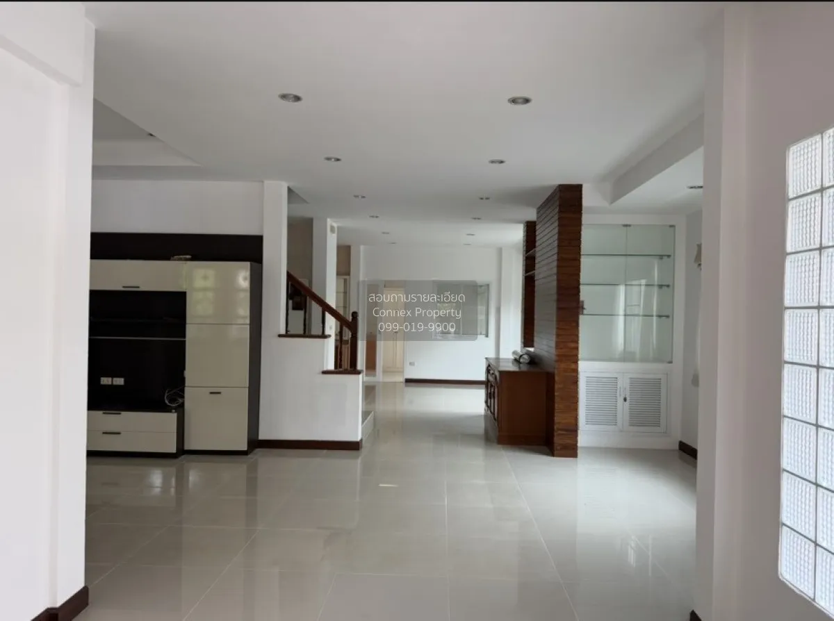For Sale Townhouse/Townhome  , Ratirom Ville , corner unit , newl 4
