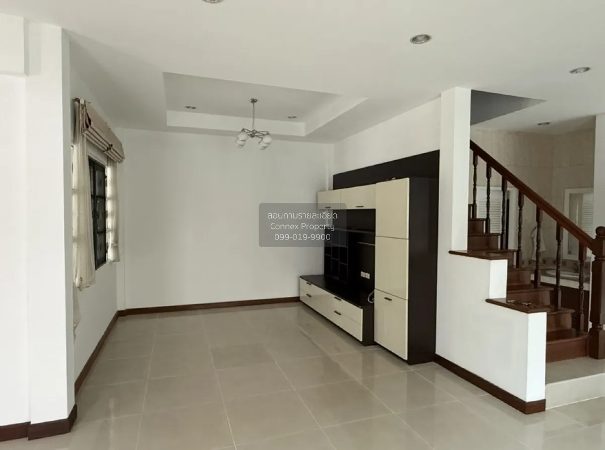 For Sale Townhouse/Townhome  , Ratirom Ville , corner unit , newl