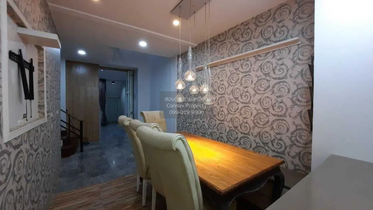For Sale Townhouse/Townhome  , Varathorn Ville Pattanakarn 44 , S 4