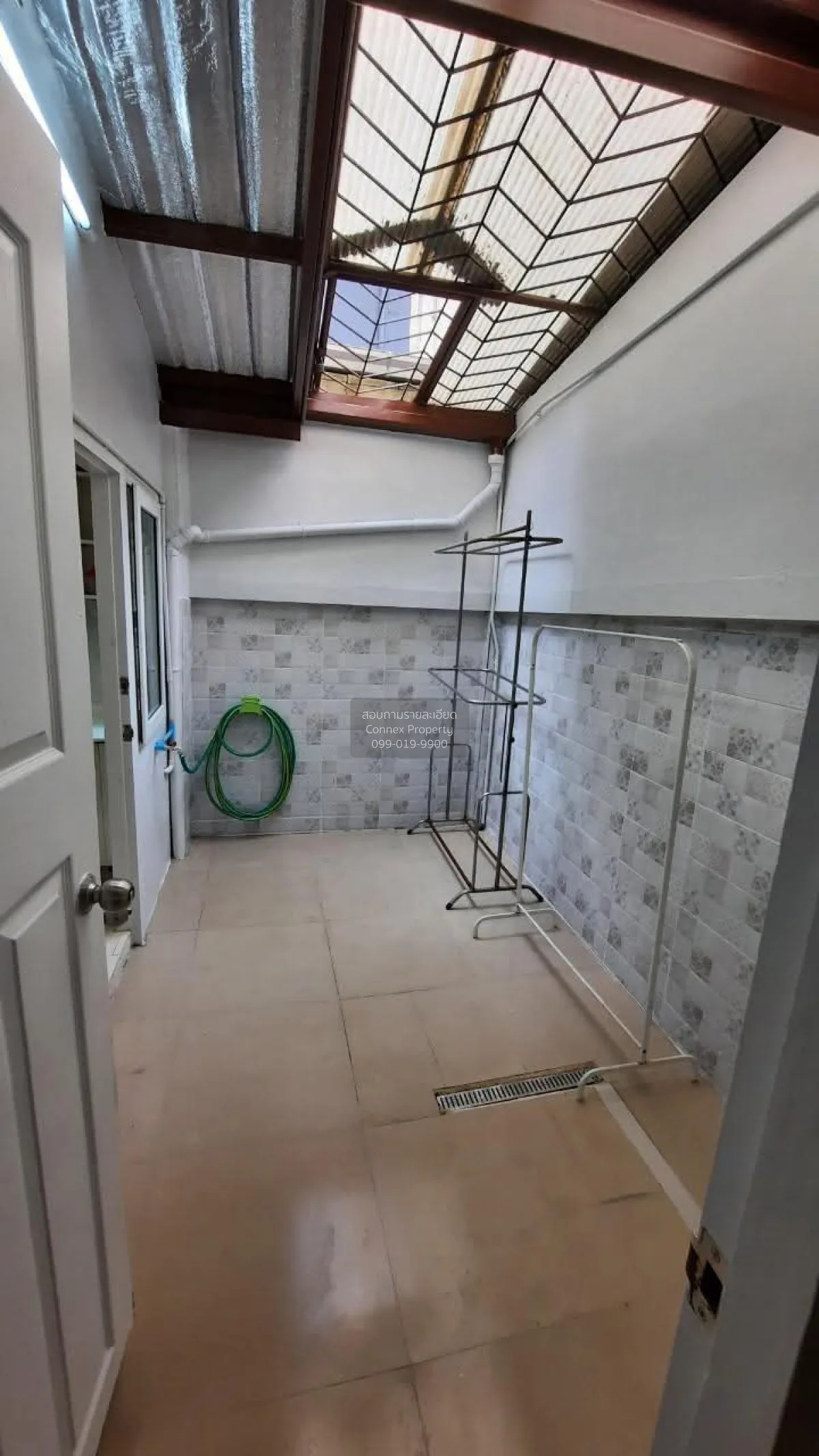 For Sale Townhouse/Townhome  , Varathorn Ville Pattanakarn 44 , S