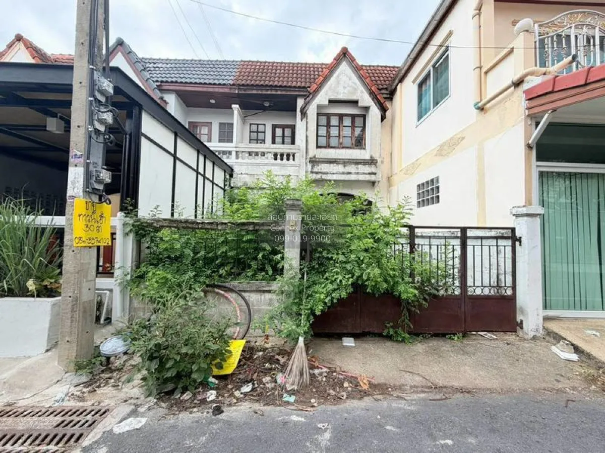 For Sale Townhouse/Townhome  , Baan Bua Thong 2 , newly renovated 2