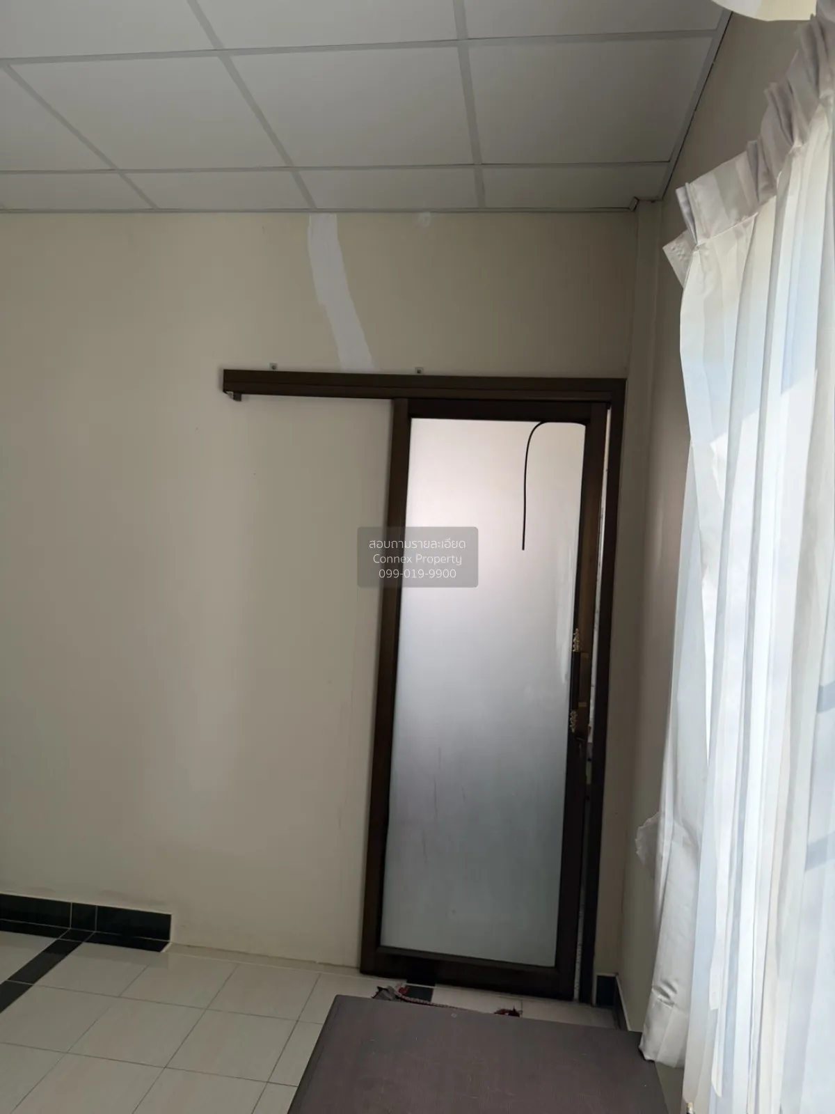 For Sale: Land with House & Ror Ngor 4 (105) Warehouse – Sriracha