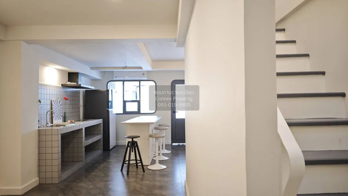 For Rent 2-story townhouse on the main road, Chokchai 4 Soi 55 ,  3