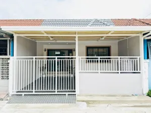 For Sale Townhouse/Townhome  , Baan Buathong 4 Baan Kluay-Sai Noi , newly renovated , Phimonrat , Bang Bua Thong , Nonthaburi , CX-172044