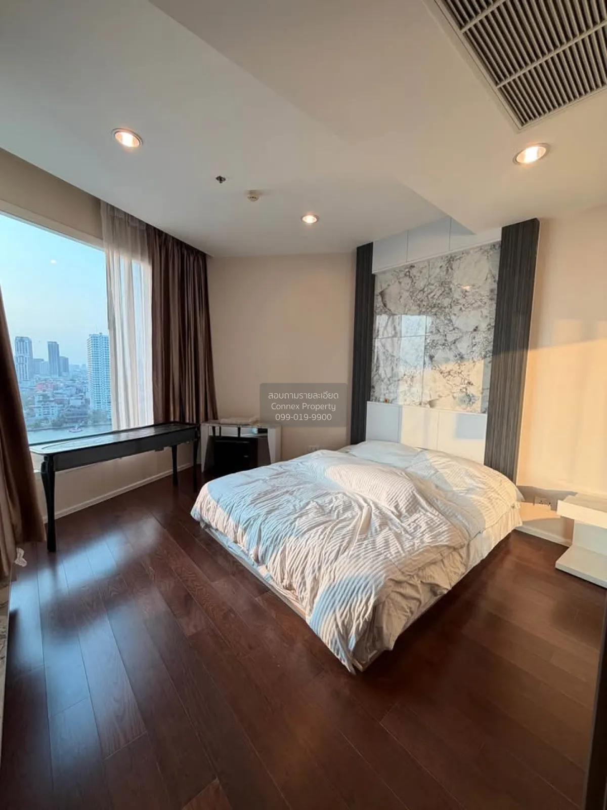 For Sale Condo , Menam Residences , BTS-Saphan Taksin , Wat Phray