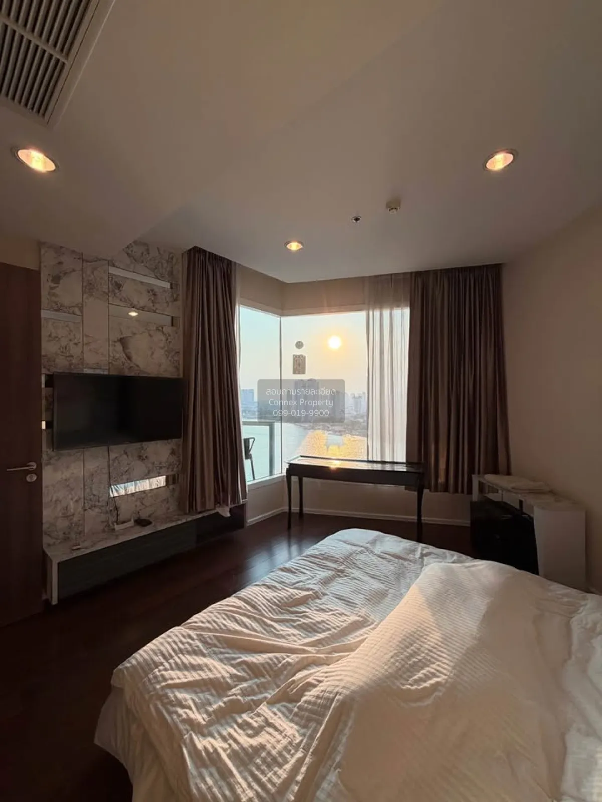 For Sale Condo , Menam Residences , BTS-Saphan Taksin , Wat Phray