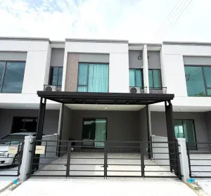 เช่าทาวน์เฮ้าส์/ทาวน์โฮม  พลีโน่ สุขุมวิท บางนา 3 บางแก้ว บางพลี สมุทรปราการ CX-172183