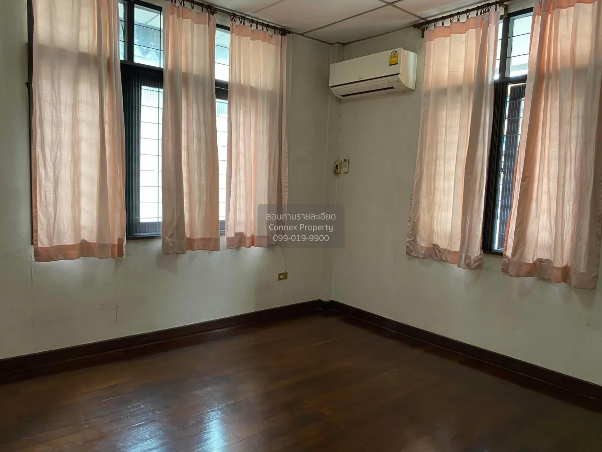 For Sale House , Baan Prachachuen Samakkhi 63 , Bang Talat , Pak 