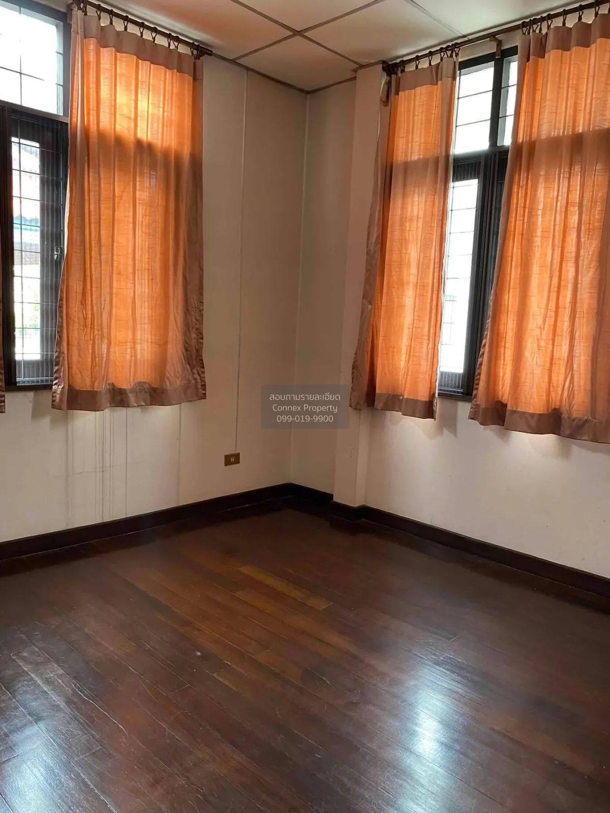 For Sale House , Baan Prachachuen Samakkhi 63 , Bang Talat , Pak 