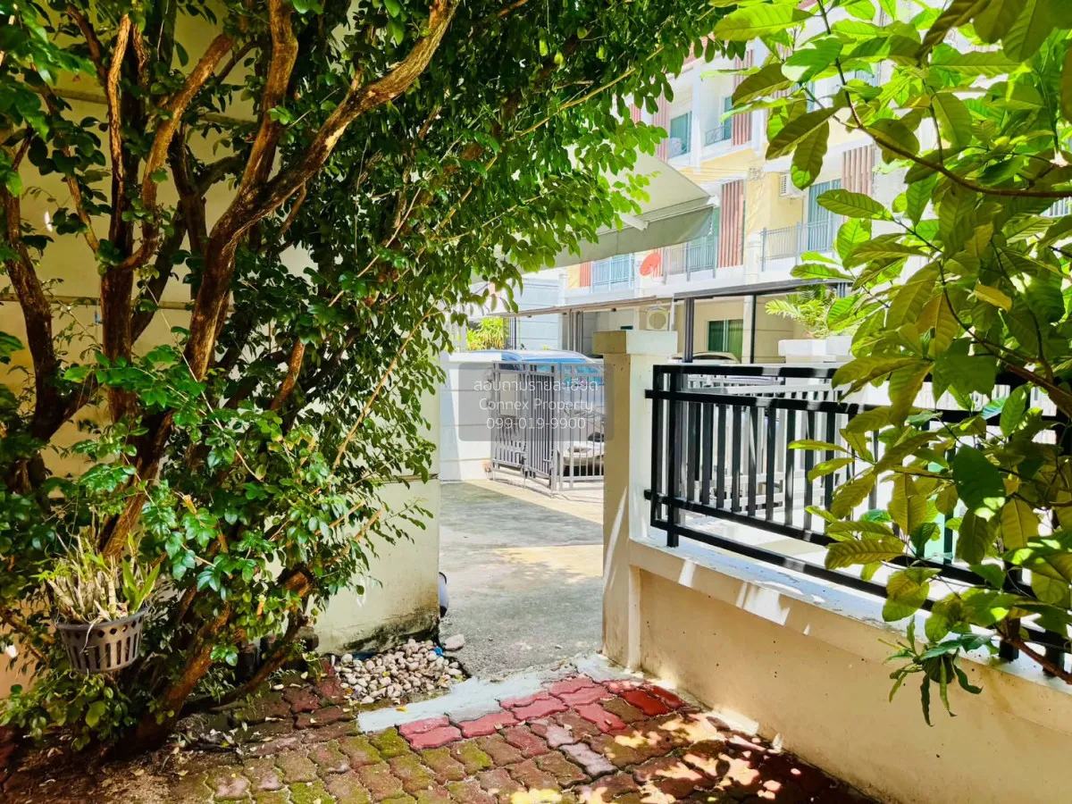 For Sale Townhouse/Townhome  , Baan Klang Muang Urbanion Kaset-Na