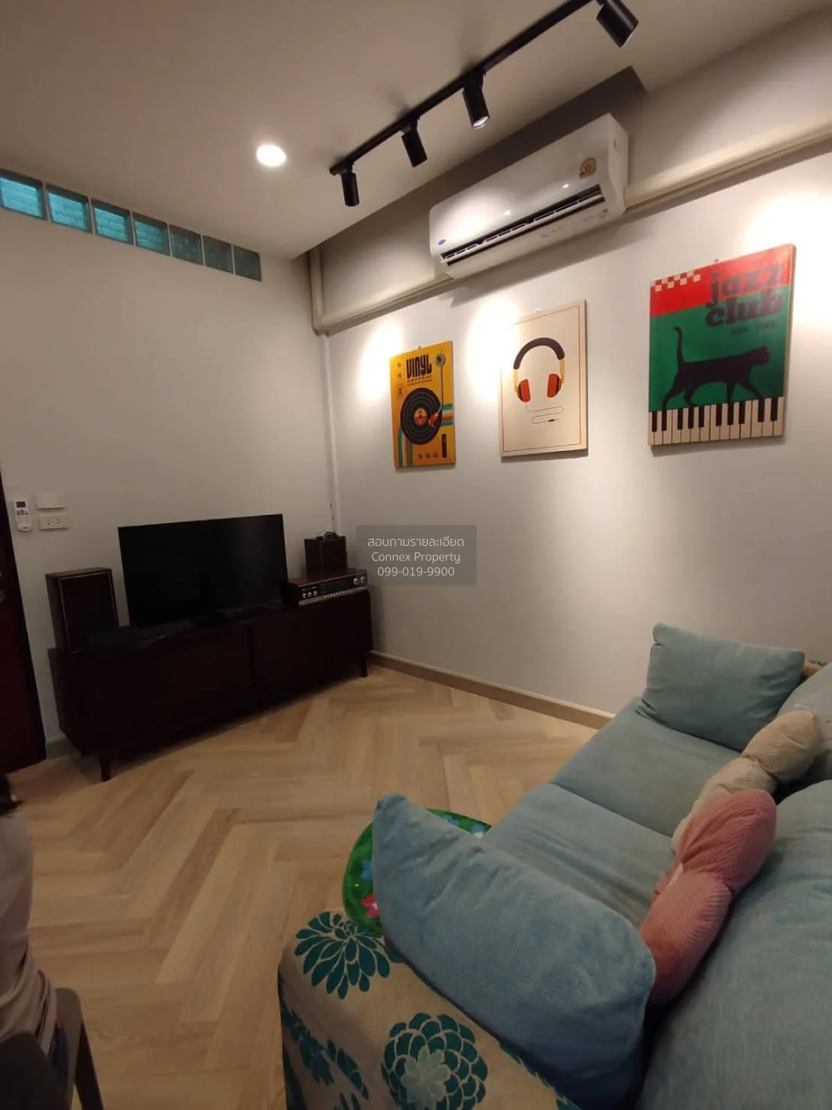 For Rent Commercial townhouse , Phaholyothin 69/1 , newly renovat