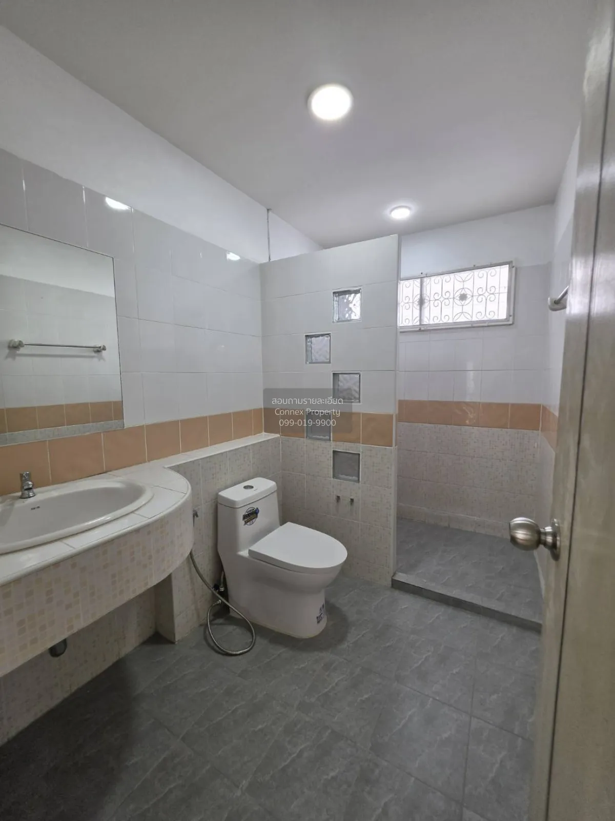 For Sale House , Sena Green Villa Bangna - Theparak , BTS-Kheha ,