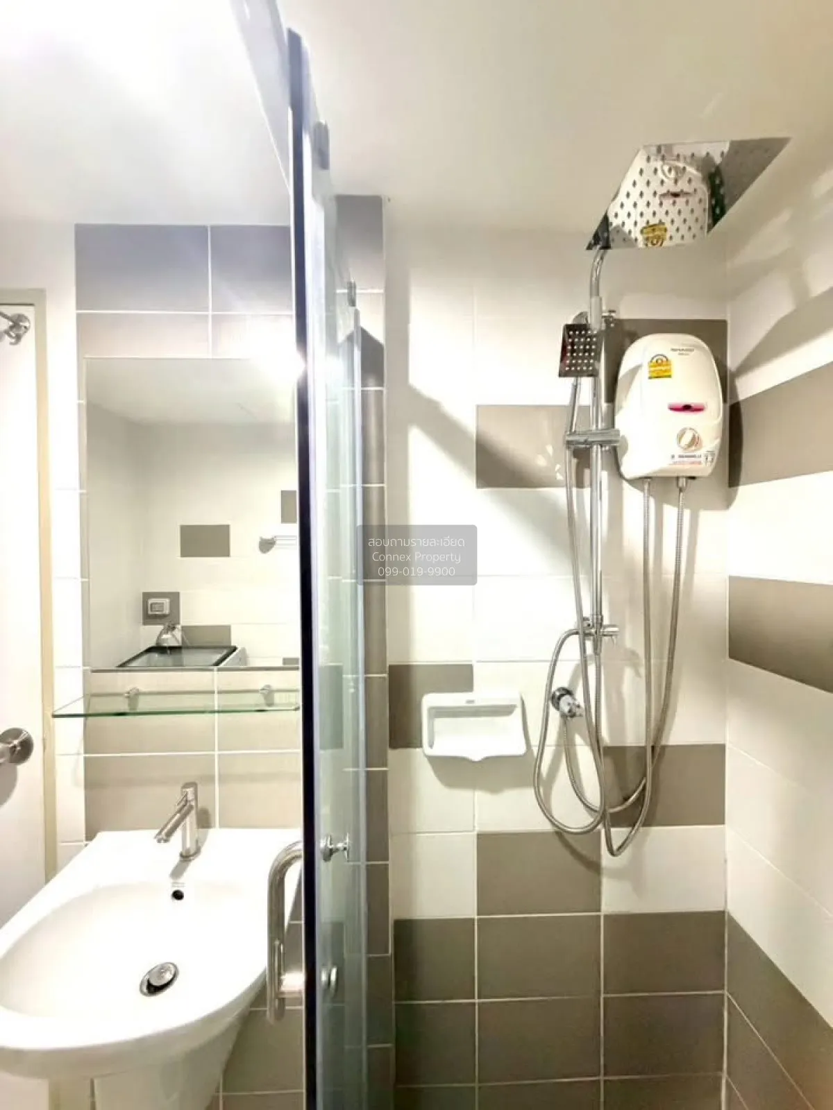 For Sale Condo , Zcape 3 , high floor , newly renovated , Wichit 