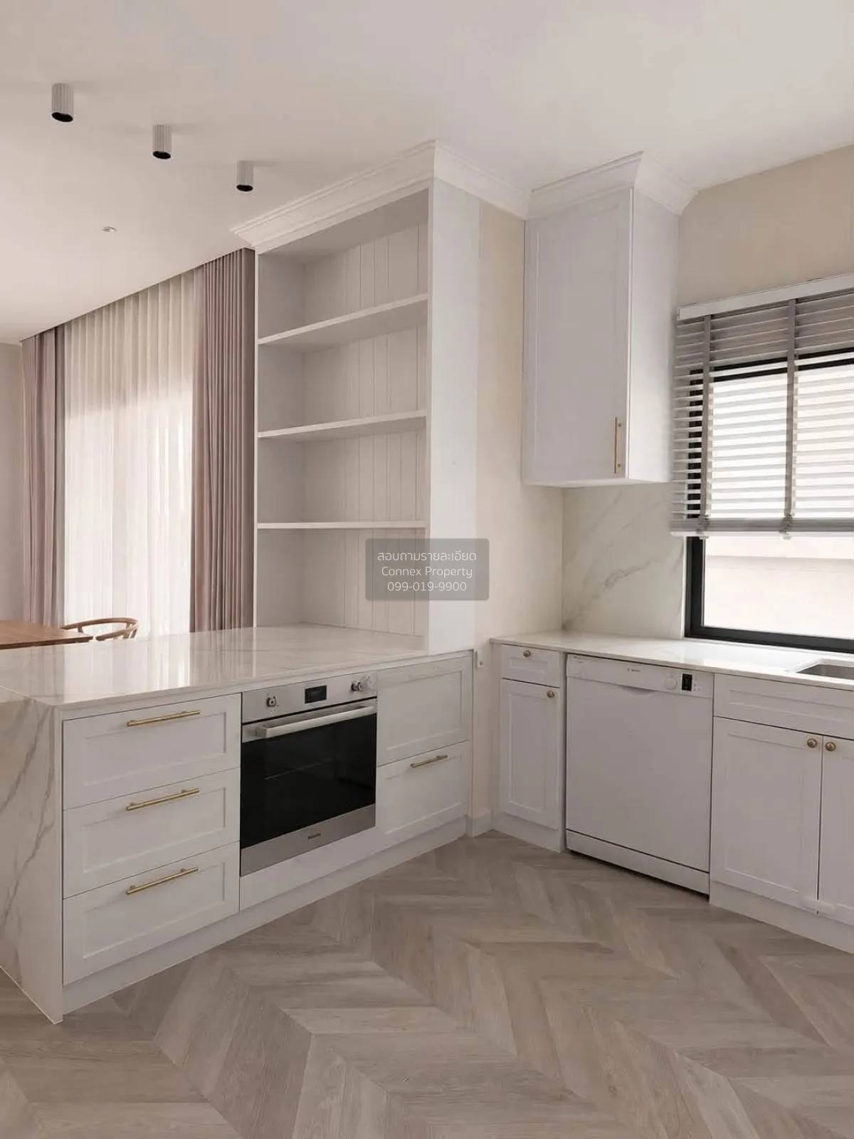 For Sale House , Bangkok Boulevard Westgate , wide frontage , Ban 4