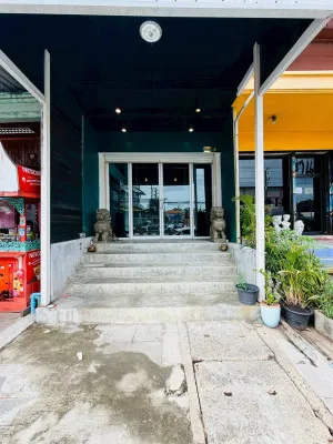 For Sale Building for sale on Ekachai Road (Mahachai), fully furnished, near Ekachai School. , Mahachai , Mueang Samut Sakhon , Samut Sakhon , CX-172488
