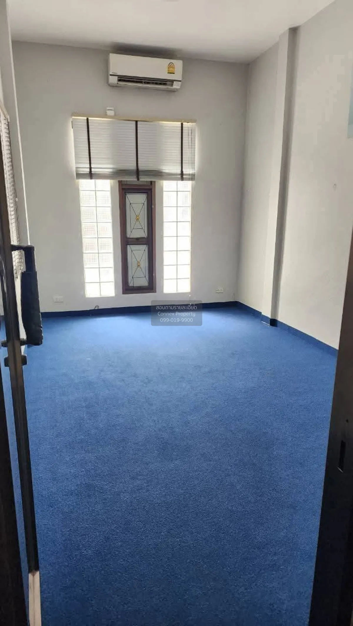For Rent 3-story home office with mezzanine, corner unit, Town in
