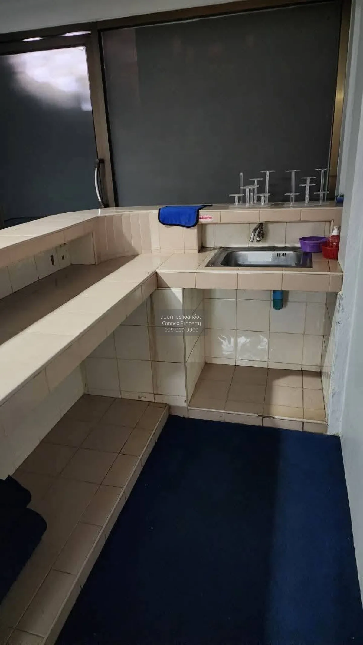 For Rent 3-story home office with mezzanine, corner unit, Town in