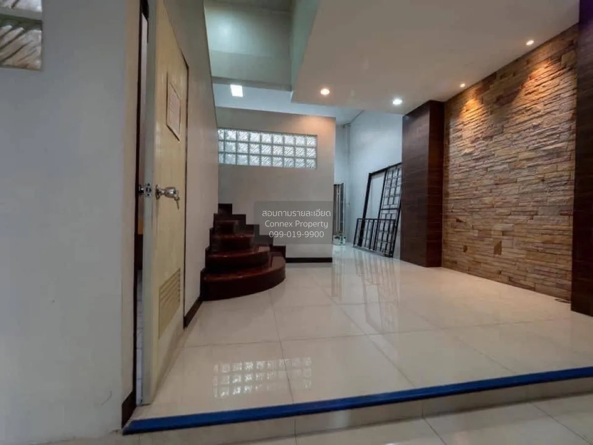For Rent 3-story home office, Sukhumvit 93, Soi Phueng Mee 9 , Ba 4