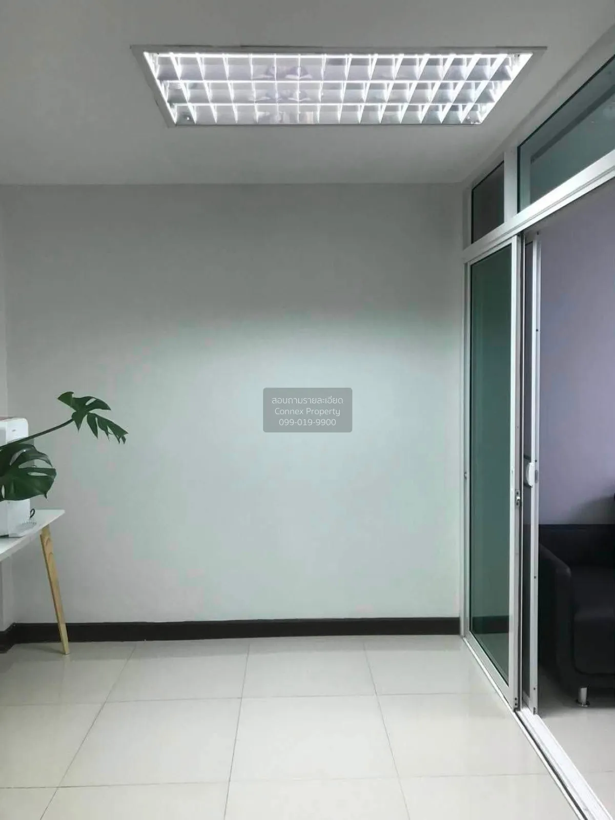 For Rent 3-story home office, Sukhumvit 93, Soi Phueng Mee 9 , Ba