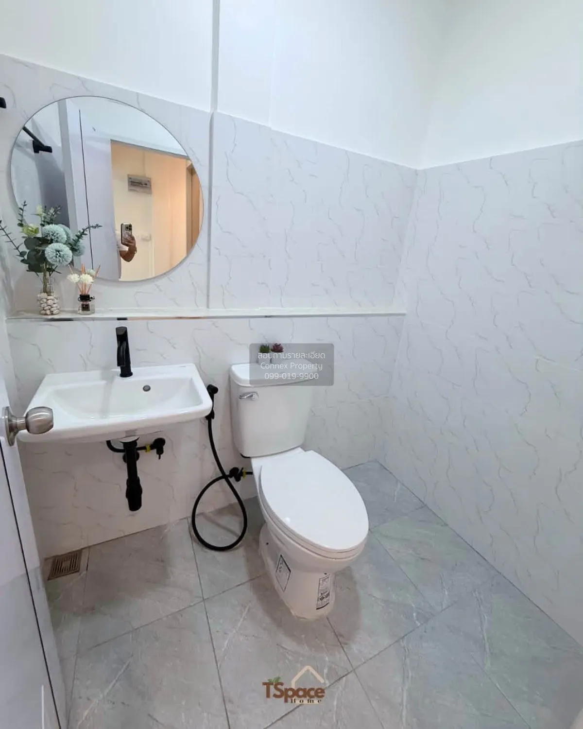 For Sale Townhouse/Townhome  , Moobaan Phetkasem 2 , newly renova