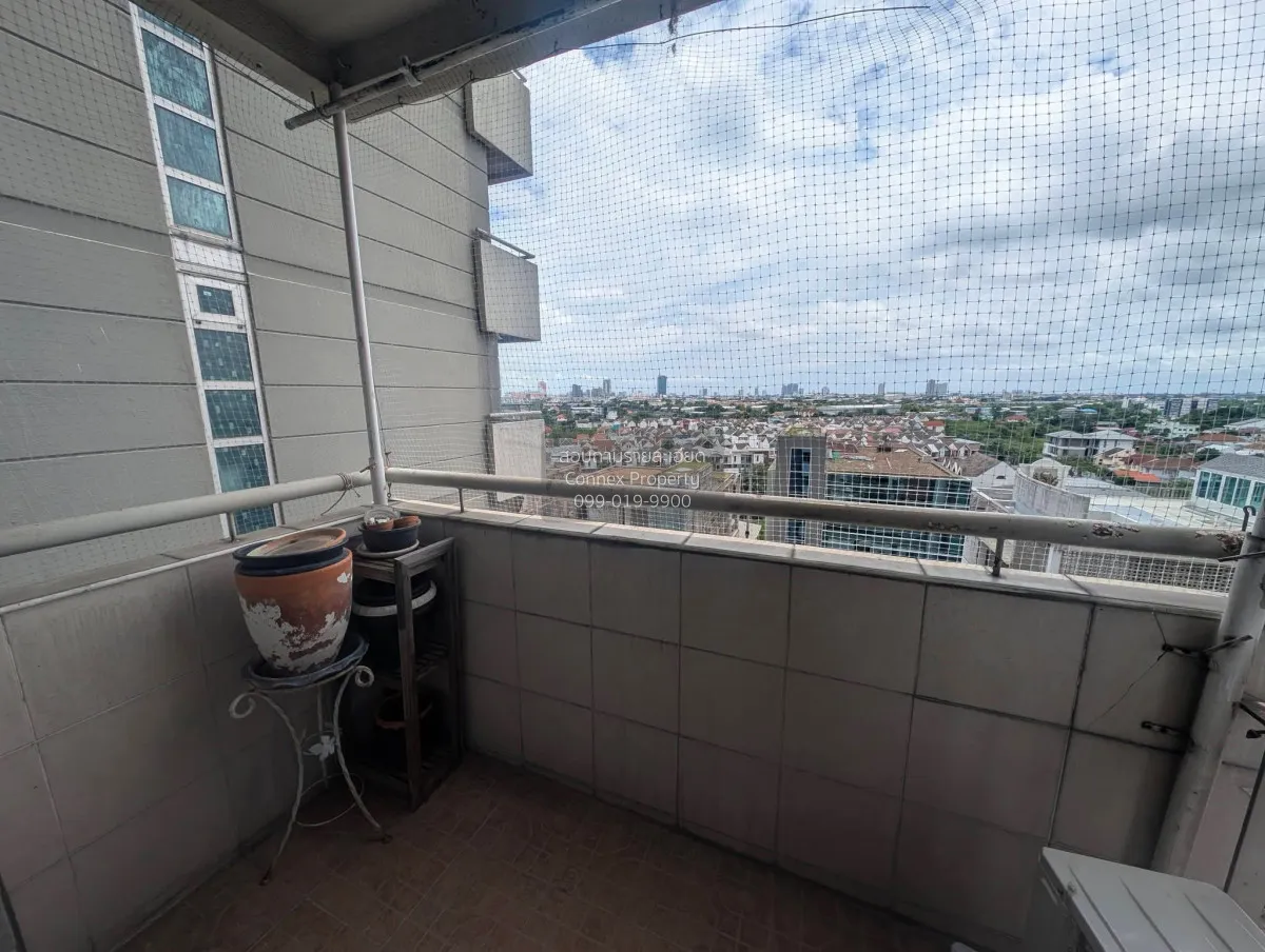 For Sale Condo , Victoria Lakeview , corner unit , Bang Phut , Pa