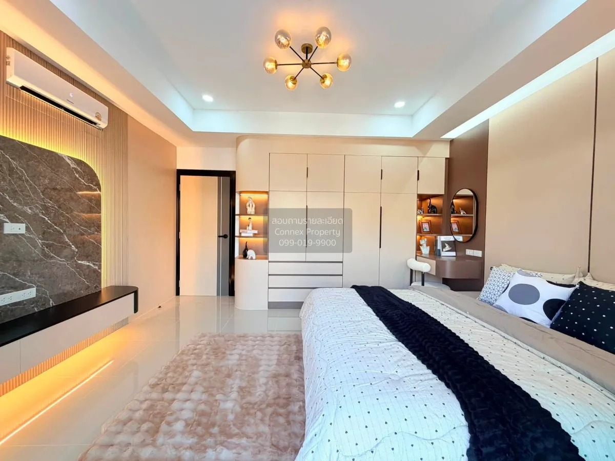 For Sale Townhouse, Soi Sukhumvit-Pattaya 62 , Mueang Phata , Ban