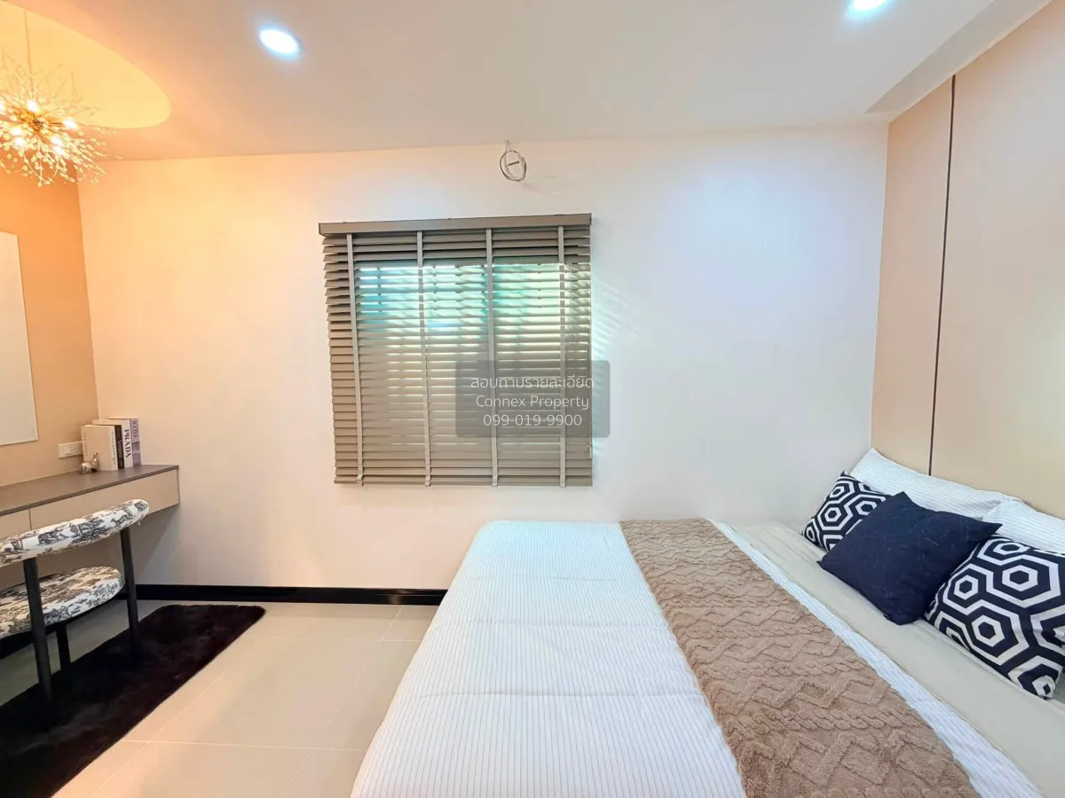 For Sale Townhouse, Soi Sukhumvit-Pattaya 62 , Mueang Phata , Ban
