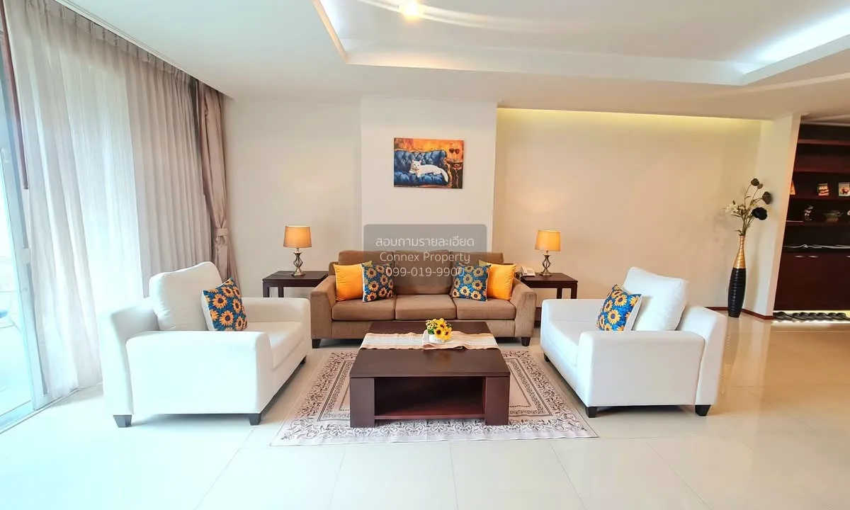For Rent Condo , Piyathip Place , high floor , corner unit , wide 2