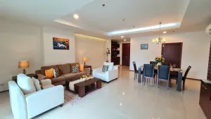 For Rent Condo , Piyathip Place , high floor , corner unit , wide frontage , BTS-Phrom Phong , Khlong Tan Nuea , Watthana , Bangkok , CX-172788