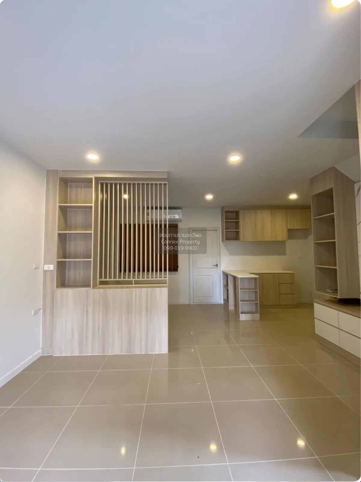 ขายบ้าน  บ้านลุมพินี ทาวน์วิลล์ ลาดกระบัง - สุวรรณภูมิ ทับยาว เขต 4