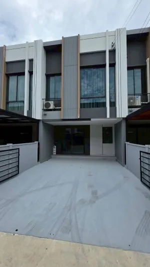For Rent Townhouse/Townhome  , Pleno Sukhumvit - Bangna  4 , Bang Kaeo , Bang Phli , Samut Prakarn , CX-172854