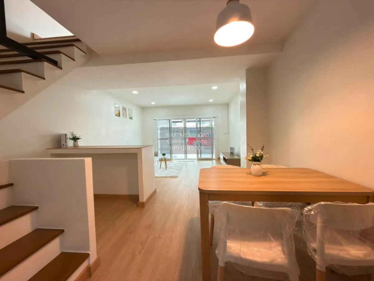 For Sale Townhouse/Townhome  , Suanluang Ville 5 , corner unit ,  4