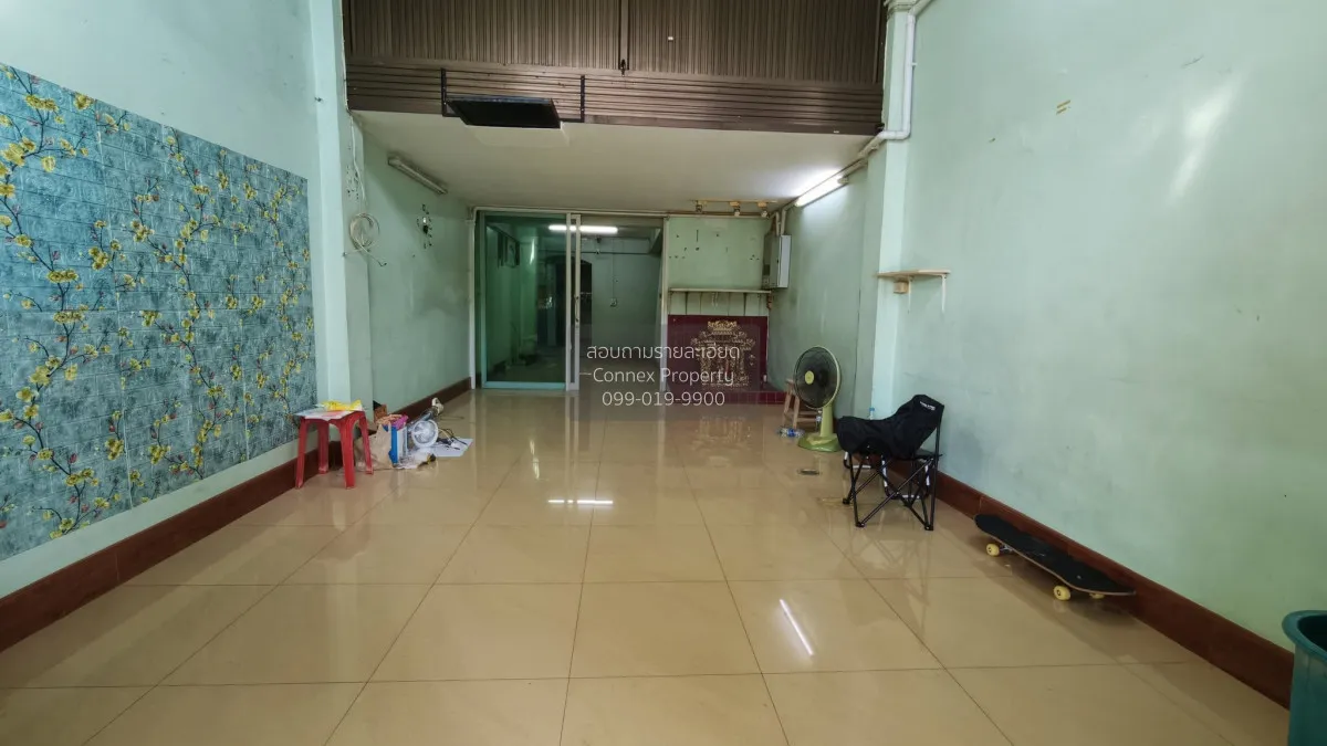 For Sale For sale: 4-story commercial building, 2 adjacent units  3
