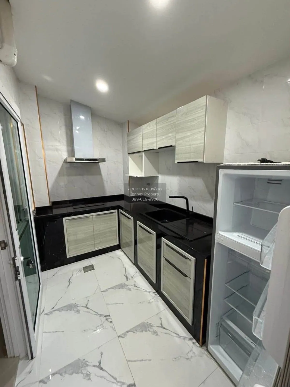 For Rent Townhouse/Townhome  , Golden Town Sathorn , BTS-Wutthaka